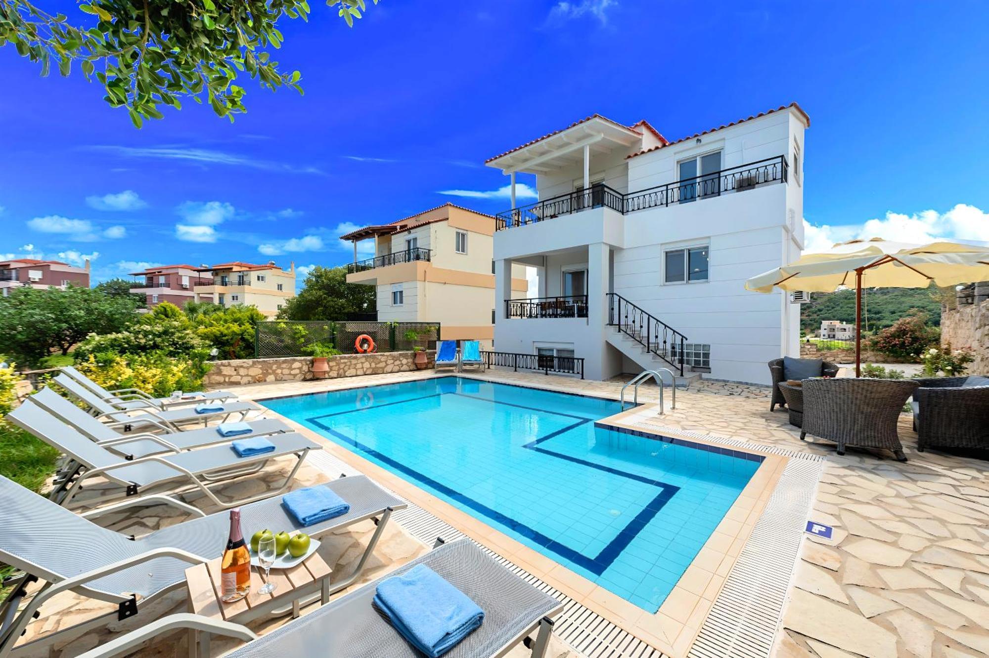 Mare Blue Villas Heated Pool Kournás Exterior foto
